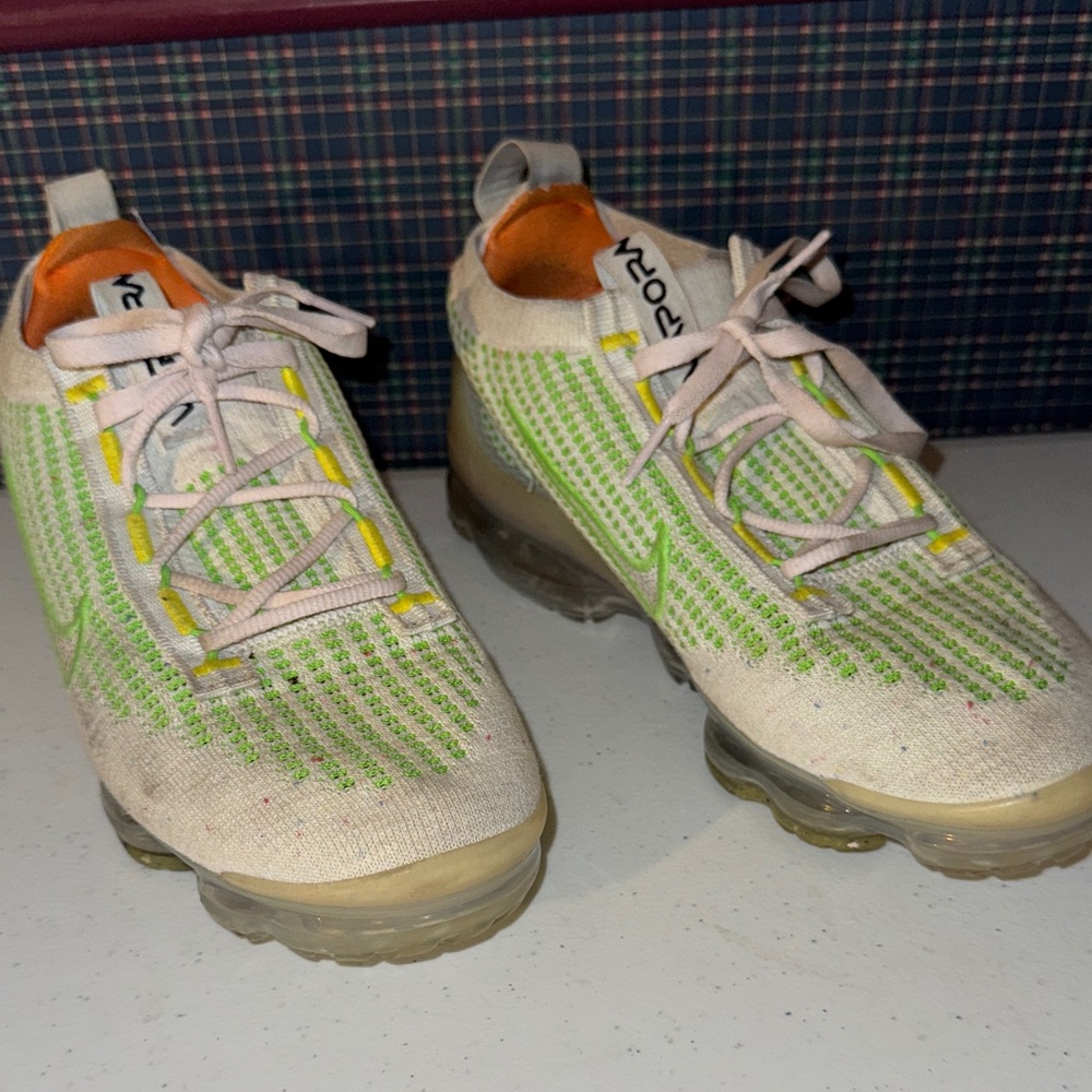Nike Flyknit Sneakers with Green and Cream Design